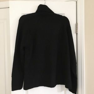 Bundle of 2 black sweaters